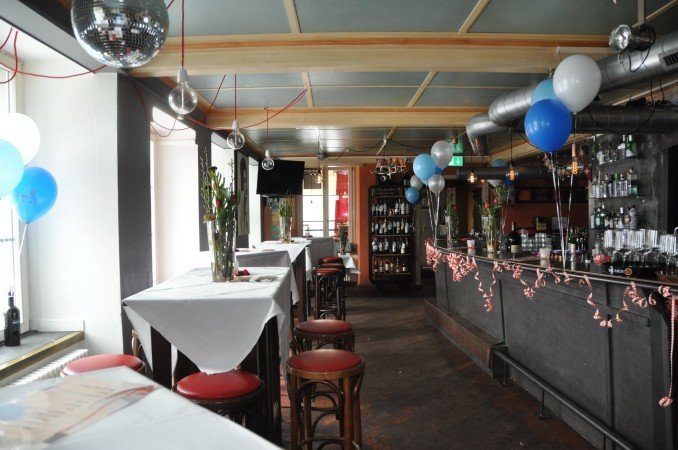 Ocean Drive Bar - Image 4