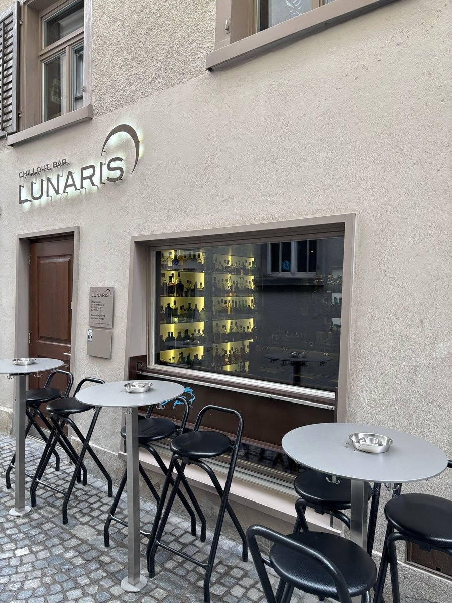 Lunaris Bar