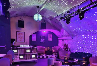 Vault - Disco Bar & Social Club - Image 4